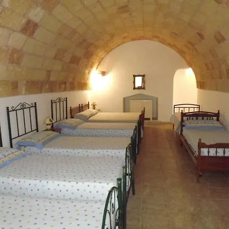 빌라 Ada